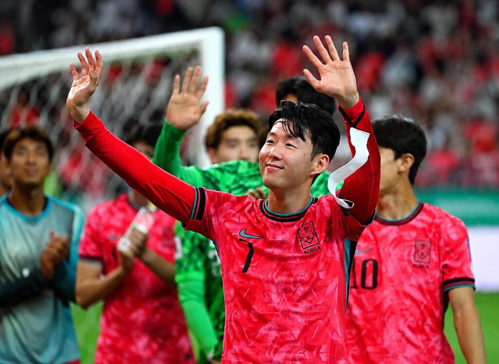 South Korea captain Son Heung-min waving to Korea fans during their world cup group stages encounter.