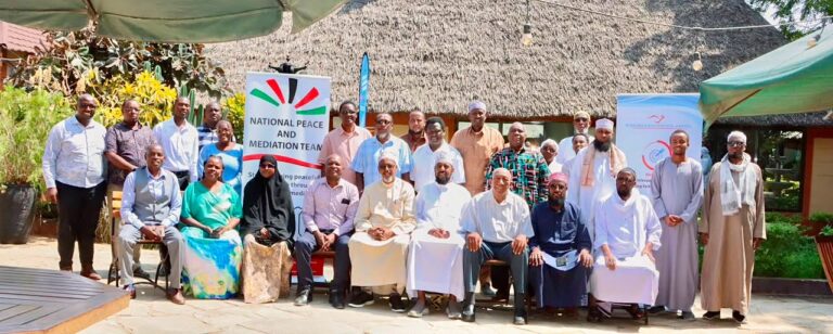 IRCK Chairman and SUPKEM Secretary-General Sheikh Abdullahi Salat addresses participants during the Capacity Building Forum for Garissa County's Sub-National Mediators, aimed at strengthening peacebuilding and conflict prevention ahead of the 2027 General Election. Asal Post