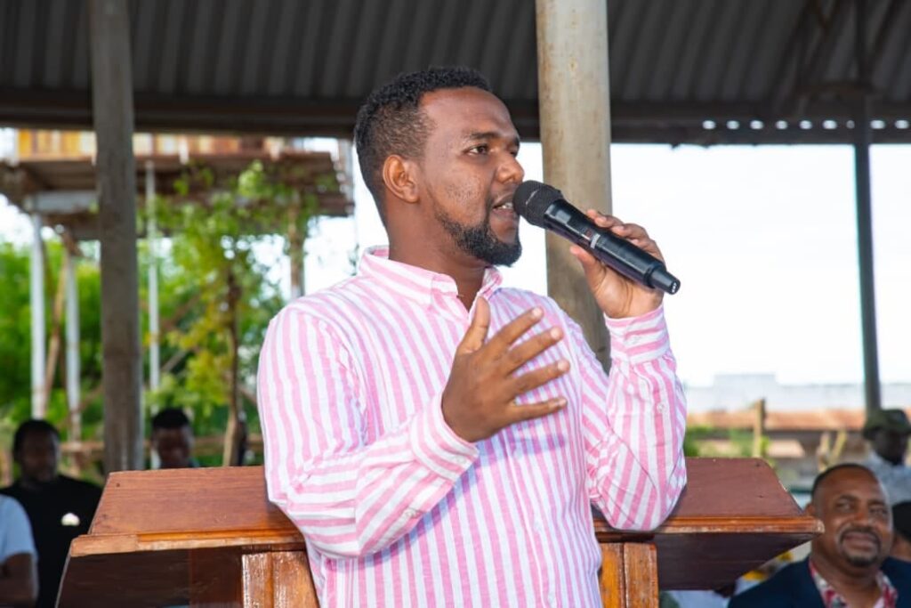 Garissa County Youth Chairperson Nasteh F. Buraze addresses the media while urging young people across Garissa and North Eastern Kenya to obtain National Identity Cards and register as voters, saying civic participation is key to strengthening the region's voice in leadership and national development. Photo/ASAL POST