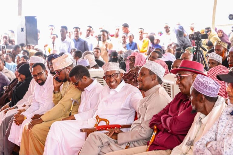 Health Cabinet Secretary Aden Duale addresses residents during a fundraising drive for the construction of Jamia Mosque and Madrasatul Tawba in Afwein, Garissa County. Photo. Handout. Asal Post