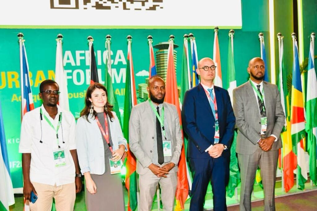 Garissa County Secretary Mohamud Mursal and Chief Officer Jamal Mohamed pose for a group photo with other delegates during their visit to Baku, Azerbaijan, as part of engagements on climate-resilient and water-responsive urban development. Asal Post